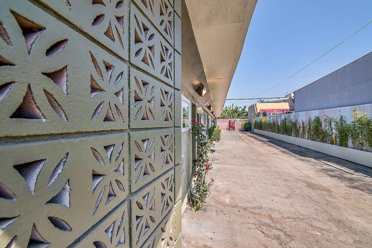 Ramona Motel Los Angeles Exterior photo