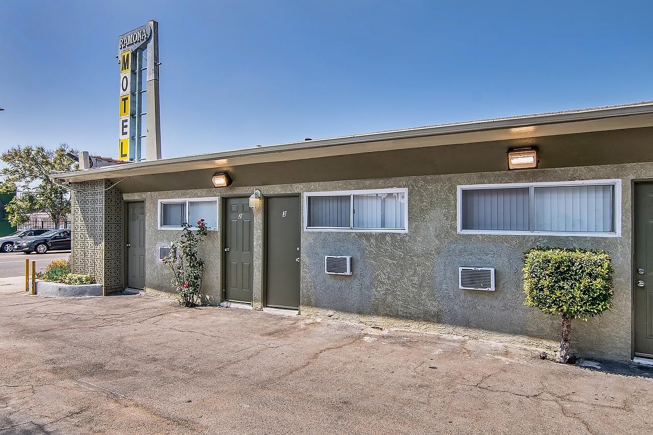 Ramona Motel Los Angeles Exterior photo