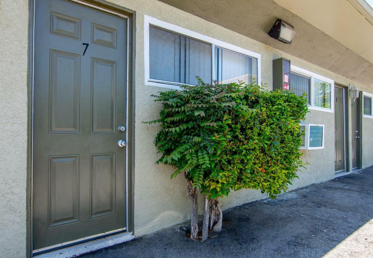 Ramona Motel Los Angeles Exterior photo